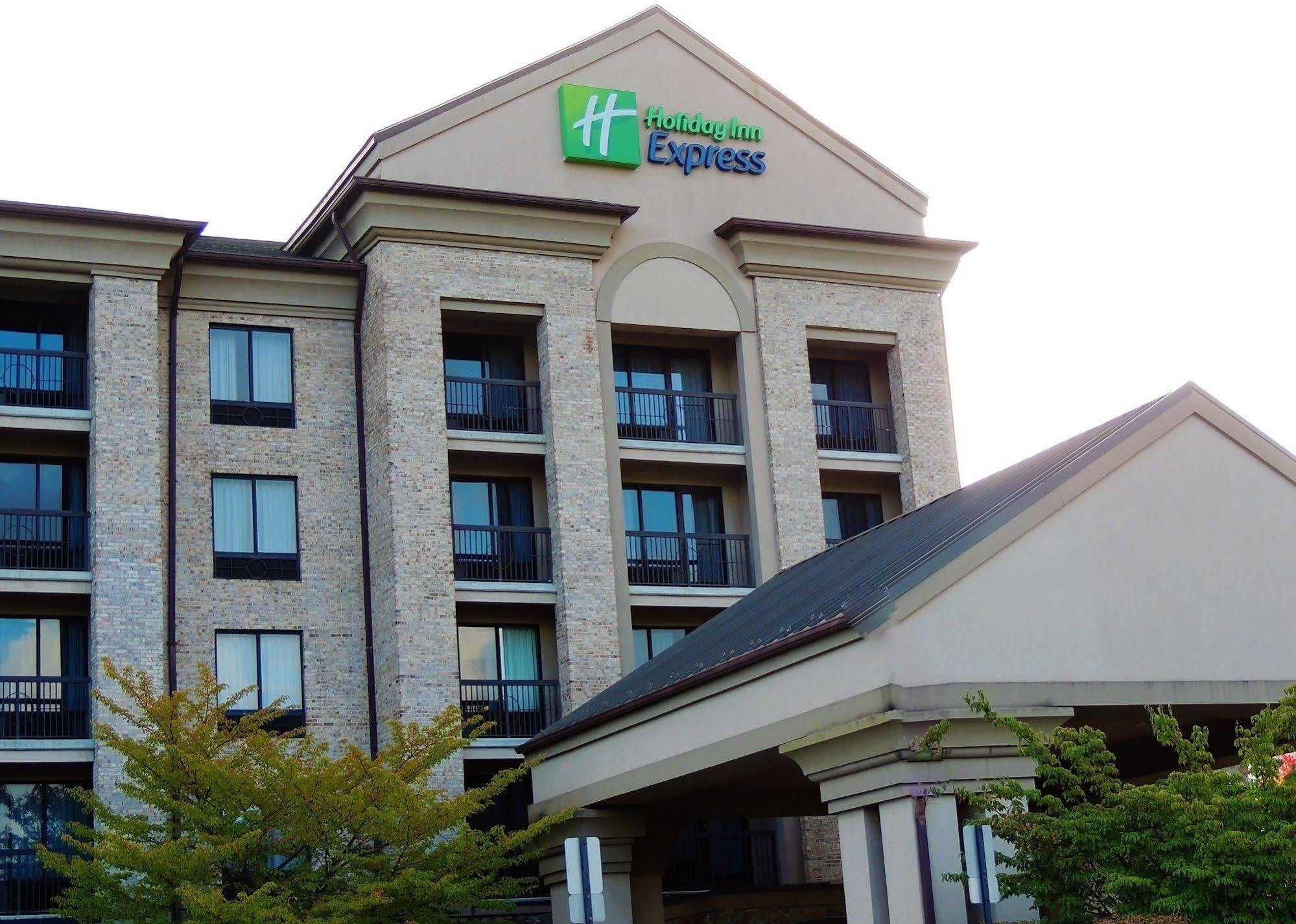Holiday Inn Express Boone By Ihg Exterior foto